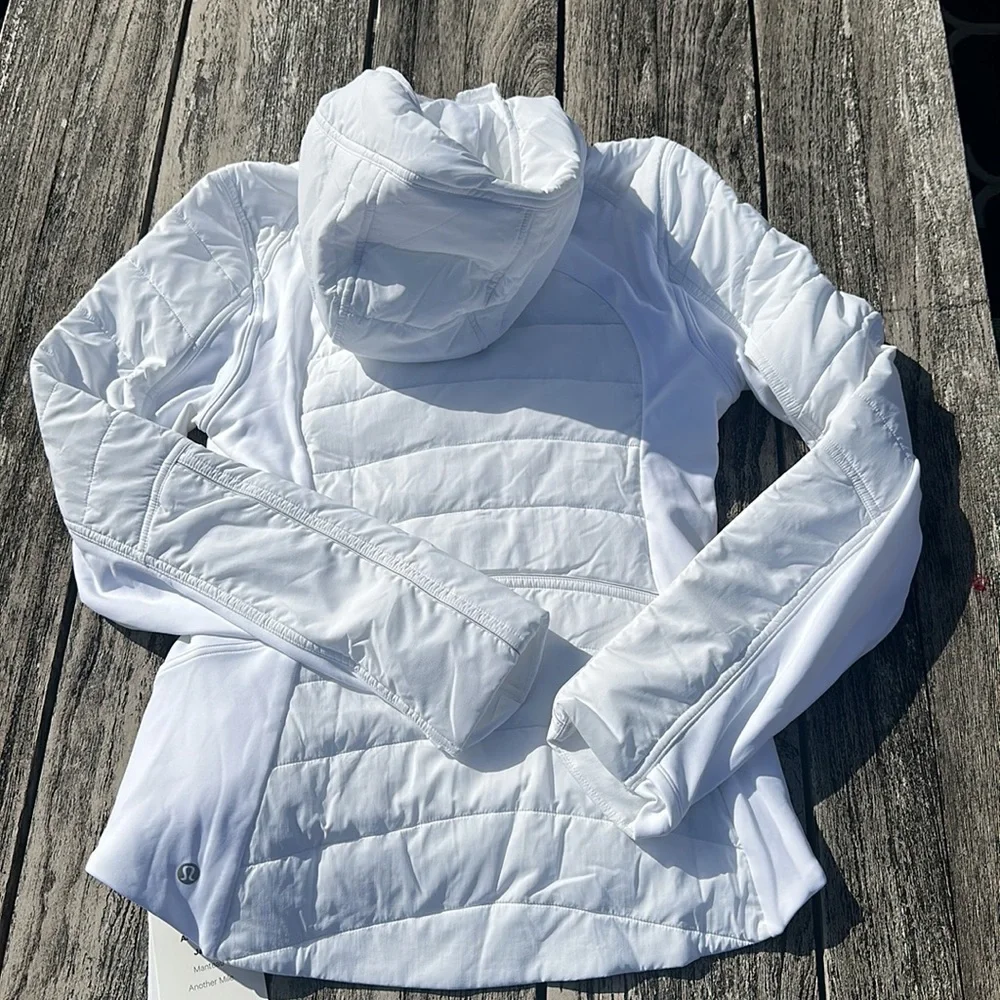 Lululemon Another Mile Jacket White size 6 NWT $228 - Picture 6 of 8
